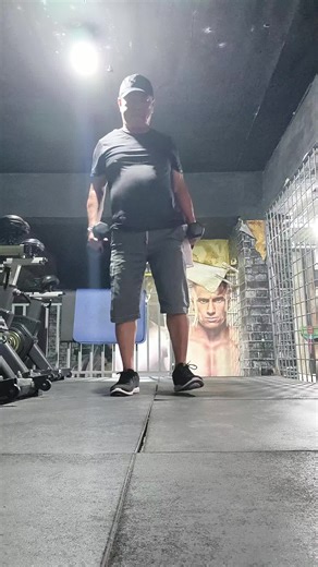 LIKE HUANG (@likehuang13)’s videos with suara asli - mandarin song's