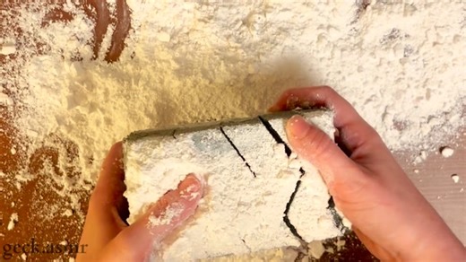 geck floral foam🦎 on Instagram: "Soft zigzag grid w/ chalk! . Guys I wanna get to 1k so bad so I can stream my prep & reforming for y’all 🙏🙏 - #unsoakedfloralfoam #floralfoamgrid #geckfoamandchalk"