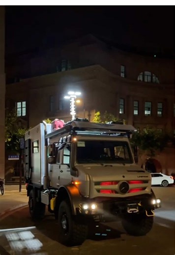 Exploring Road Trips in an RV: Travel Tips and Insights