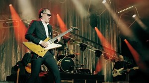 Joe Bonamassa - "Oh, Pretty Woman" - Live at The Greek Theatre Catch Joe on Tour! Dates/Tickets: http://joeb.me/JB-Tickets | Joe Bonamassa