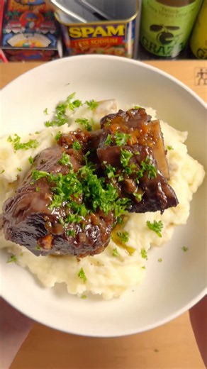Slow cooked braised short ribs for dinner