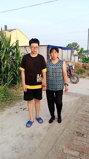 @六零后，搞笑搭档 @60后搞笑夫妻。