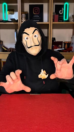 Floating Bill Magic Trick Revealed 🪄💸 #magic #foryou #tricks #magictricks #themaskmagic | Themaskmagic