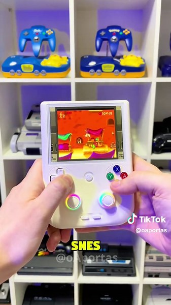 Unboxing Anbernic Rg406 Console by GoGameGeek