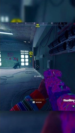 THIS GUN IS ILLEGAL IN WARZONE 😂 #warzone #warzoneglitch