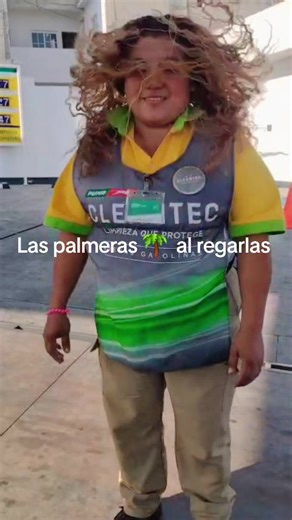 Videos de Delta Energy (@delta_energy0) con “Over the Rainbow - christmastiktoksss”