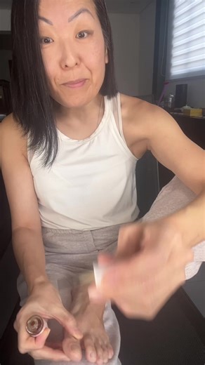 Esmalte antifúngico com ativos importantes para tratamento das unhas amareladas, esfarelentas no link do carrinho laranja.