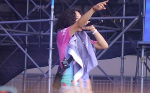 【邓典果DDG】起猛了看到果果唱《C级浪漫》了 ayo成都10.4