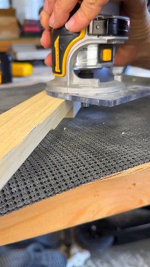 Do you know which direction your hand held router needs to go to run safely? Here's a woodworking tip to know which direction to cut with your hand held trim router SAFELY! #woodworking​ #reelsvideoシ #tips | Woodworking Tips & Tricks