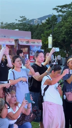 Guzheng | "Singing to the Motherland" sings our dear motherland. From now on, we will be prosperous and strong. 古筝｜《歌唱祖国》歌唱我们亲爱的祖国 从今走向繁荣富强. #古筝 ＃中国传统乐器 | Love.Chinese.music