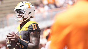 Tennessee transfer QB Ryan Staub throws only TD in Orange and White Game