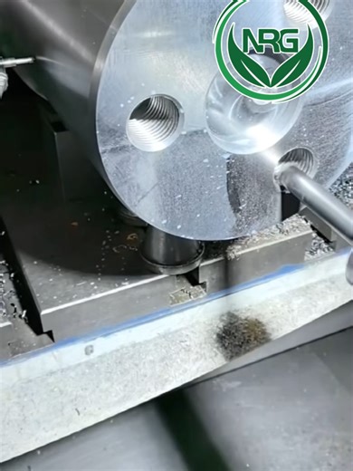 Precision is the soul of mining efficiency! ⚙️ Watching our heavy-duty lathes carving out perfection. 20 years in the field has taught me: 1mm error = 100% downtime risk. We keep tolerances within microns so your crusher runs like new. 🛠️💎 #machining #cncmilling #crusherparts #mechanicalengineering #precisionengineering #miningequipment #lathework