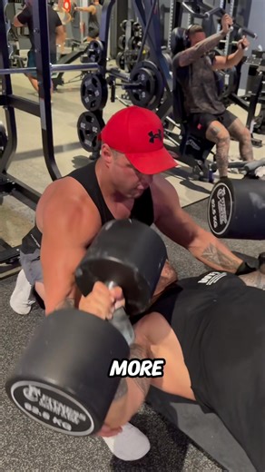 Laughter between sets 😏 Jokes louder than the weights 😂 These are the benefits of working out in a group you push each other without even knowing it. One of the boys turning 50 in a couple weeks and still moving like a weapon. Men over 40 with zero plans of slowing down. Energy was 🔥 today, awesome workout USOs 💪 | Goldcoast Stallion