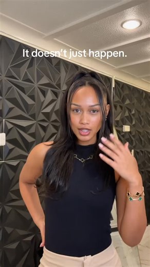 Lash artist | Educator | Supplies | Brighton | Every post. Every client. Every decision. You’re either building — or you’re not If your interested in taking a lash course I have a free... | Instagram