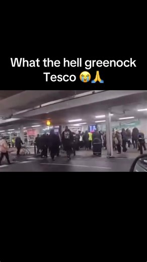 Bakery restocked… Tesco Extra Greenock is a large Tesco supermarket located on Dalrymple Street in Greenock, Inverclyde, PA15 1LE, serving as one of the town’s main grocery and household shopping destinations. This Tesco Extra offers a wide range of products including fresh food, groceries, homeware and everyday essentials, making it a convenient one-stop shop for weekly shopping. The store is part of the national Tesco chain, known for its variety of brands, Clubcard deals and regular promotion
