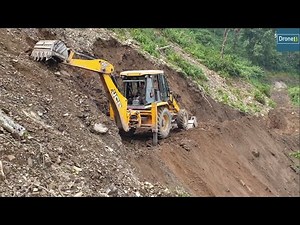 Hilly Road Problem-Backhoe Loader-Removing Hilly Landslide after Rain