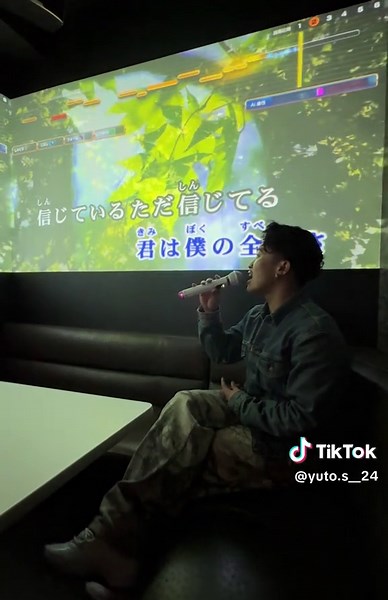 今回は嵐さんのOne Loveを歌わせて頂きました！ 伝説のグループのLIVEが始まりますね！みんな行くのかな？ 熱烈なファンでなくても歌える曲が複数あるのってとんでもない事だと思います🤔 是非聴いていってください！ #歌ってみた #嵐 #OneLove #カラオケ #おすすめにのりたい