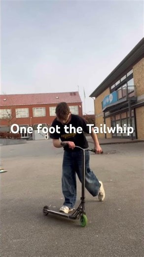How to Tailwhip