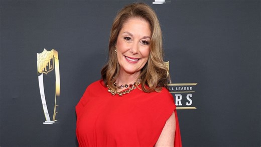 IN PHOTOS: Patrick Mahomes’ mom Randi shares beautiful ‘red moment’ from NFL Honors