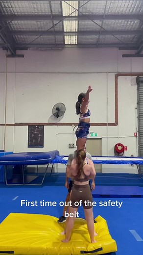 #brisbanecitygymnasticsclub #acro #acrobaticgymnastics #training #girls #girlspower #acrobatics #acrobatique #brisbane #brisbane_australia