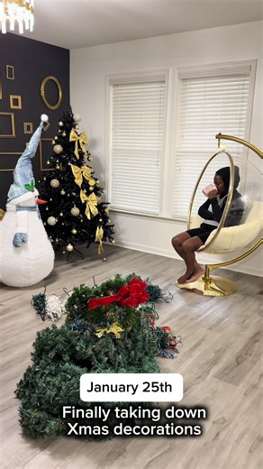 Learning to give myself a TON OF GRACE. Since being a new mom things has drastically changed very quickly for me. I don’t have as much downtime as I used to have. My Xmas decorations were very minimal last year. I didn’t even purchase anything to cover the bases lol … but I’m understanding that’s OK! I’m not finishing task as quickly as I would like or as efficiently in a short time span and that too is OK! I make plans according to my child and I go with the flow some days while others can be a