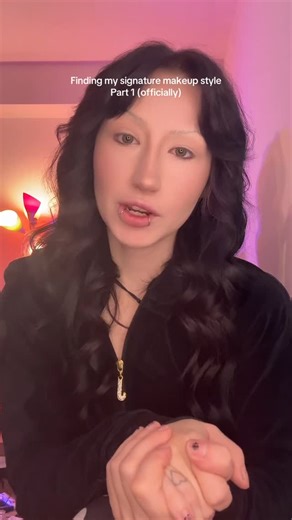 lex on Instagram: "Trying to find my signature makeup style part 1 (officially) 🫶🏻 you guys asked for a series of this so here we gooooo! Lmk what you think :) #makeup #grwm #y2k #70s #vintage"