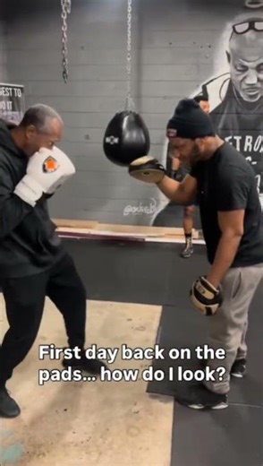 LEGEND TOMMY "THE HITMAN" HEARNS BACK IN THE GYM