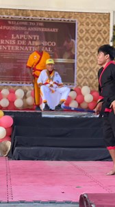 The Tapi-Tapi drill in Lapunti is a fundamental training method that develops a practitioner’s sensitivity, timing, and coordination during close-range encounters. Through continuous contact and flowing exchanges, practitioners learn to recognize and familiarize themselves with an opponent’s movements, angles, and rhythm. This awareness allows them to effectively deflect or redirect incoming attacks rather than meeting force with force. As the drill progresses, practitioners are trained to apply