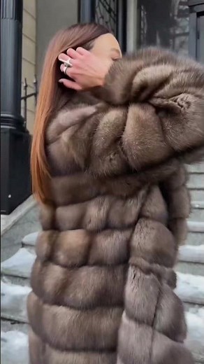 CAN’T BE SEXIER THAN IN FUR COAT