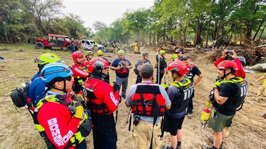 ‘Part of who we are’: Mexican firefighters lend a hand in the Texas flood recovery