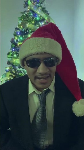 Agent smith and Neo w/Their Santa hats