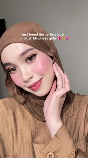 Esqa Palette 3-in-1: Pigmented Beauty Review