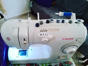COMO ENCHER A BOBINA DA MÁQUINA SINGER FASHION N° 4205