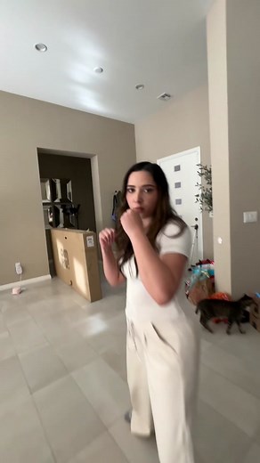 We still got the fight skilllllzzz 🥊 @Daniela @reginamochii