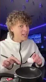 Perfect egg crack challenge fail!