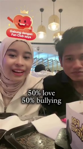 Mila dan Valen: Seru-seruan di Mall