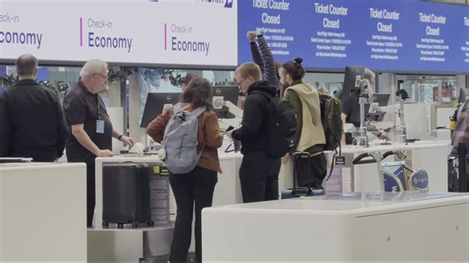 Winter storm over Chicago slightly impacting Portland flights