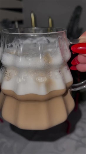 Filmy użytkownika Masa2330 (@masa19036) z muzyką Magic Moments (with Mitchell Ayres and His Orchestra & The Ray Charles Singers) - Perry Como