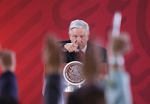 Califica AMLO a Fitch Ratings de 'hipócrita'