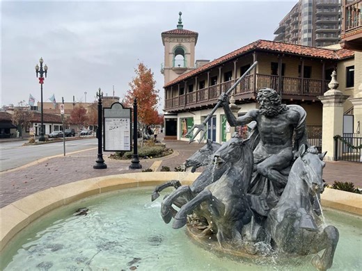 Plaza redevelopment plan sparks debate over building height limits