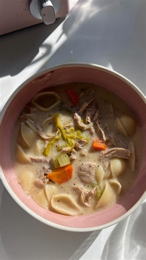 Krizell Sullano on Instagram: "Welcome to How to Sabaw - a Filipino soup series because soup is the best!!Episode 1: Sopas 🍲 Sopas is the Filipino version of American chicken noodle soup. It is comfort food at its peak. My mom would make this a lot growing up and I would always sneak in extra evap milk to make it extra rich and creamy and it was always so good. I love how I got to cook this w my son and let him try it for the first time. He really enjoyed it and now it’ll be part of our food ro