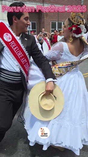 🇵🇪 Peruvian Street Dance in Queens, NYC 💃🕺 | Baile Peruano en Queens #shorts #nyhopper #peru #nyc