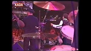 Monsieur Cheb Mami le prince du Rai qui aime l'Algerie oueld Saida "Rah Lelbaida & el soulah Sidi ahmed Tidjania " Live 1998 à la batterie le grand #Karim_Ziad oueld Hydra d'Alger mon ami | Snitra . Dz