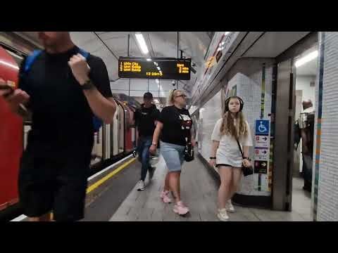 London Underground Journeys (2025) from HOLBORN Station to OXFORD CIRCUS Station