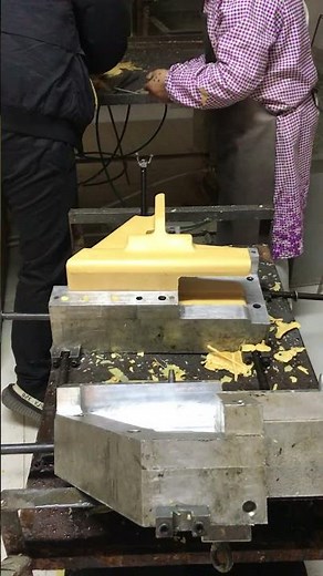 Lost-wax precision casting, how to make perfect wax molds?
