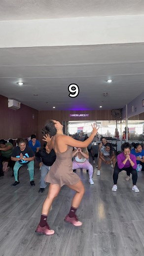 1.3M views · 35K reactions | A mi no me pidan contar más rápido por que me aviento una salsita  Amo la actitud de mis alumnas 輸 entrena con mis clases completas en sharonlariosfit.com  #Fitness #ejercicio #fitnesscoach #entrenamiento | Sharon Larios Fit | Facebook