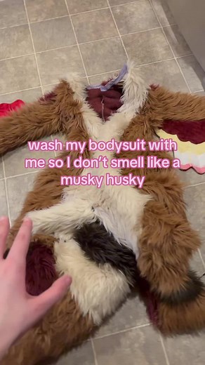 How to Properly Wash Your Fursuit