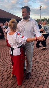 Zabawa trwa… Święto Pieczonego Ziemniaka w Czarnożyłach to kolejna udana impreza w powiecie wieluńskim. zdj.: Sławomir Rajch #świętoziemniaka #gminaczarnożyły #czarnożyły #ziemniak #impreza #powiatwieluński #kulisynet #kulisy #łódzkie #pieczonyziemniak | kulisy.net