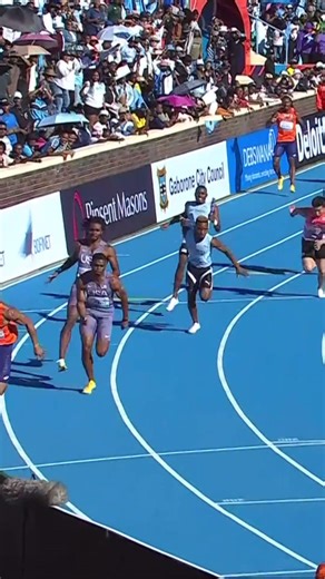 USA and Botswana go neck and neck in the men's 4x100m in Gaborone 😤 #WorldRelays
