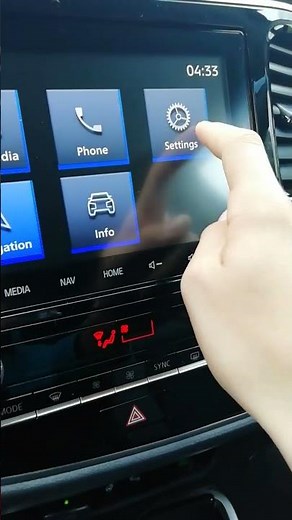 Mitsubishi outlander 2020 2.0 petrol radio screen not working when touched? Check the description.